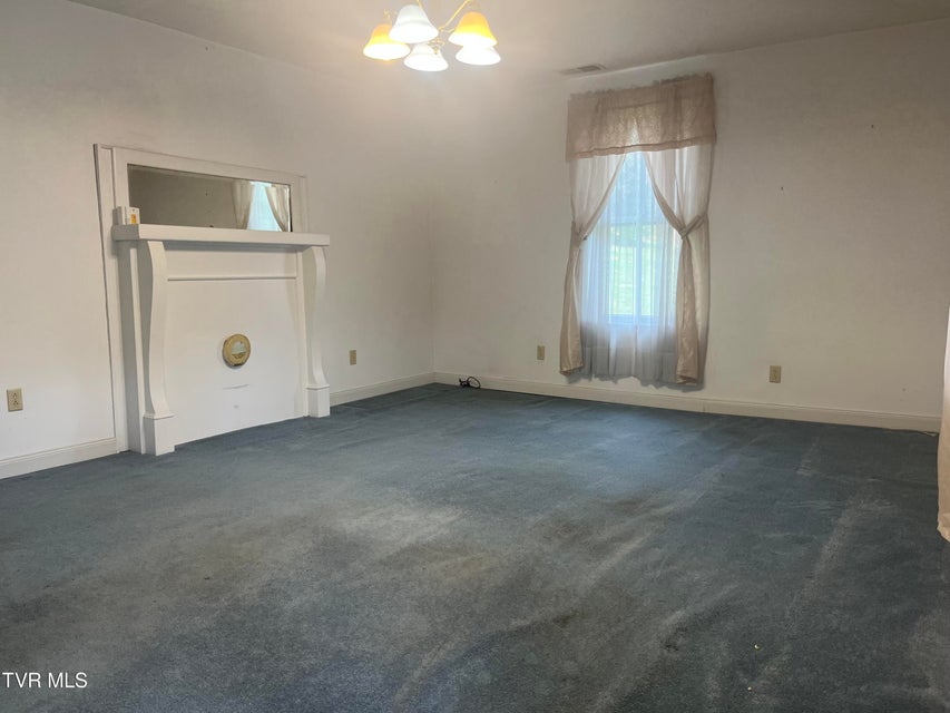 Photo #5: 367 Jackson Street