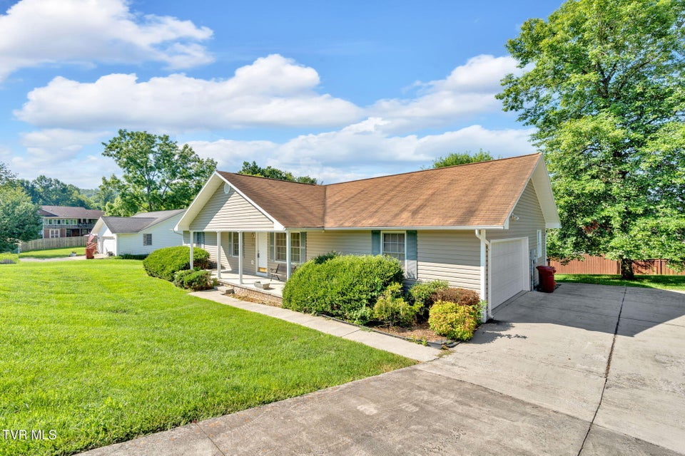 Photo #2: 3104 Vicksburg Road