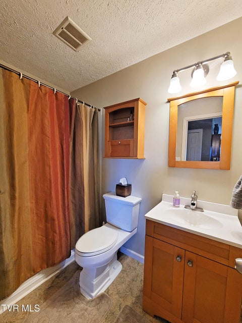 Photo #12: 28360 Rivermont Drive