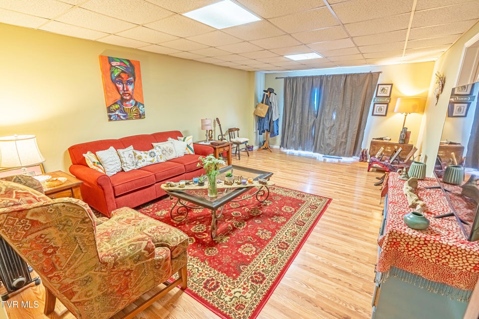 Photo #15: 28360 Rivermont Drive