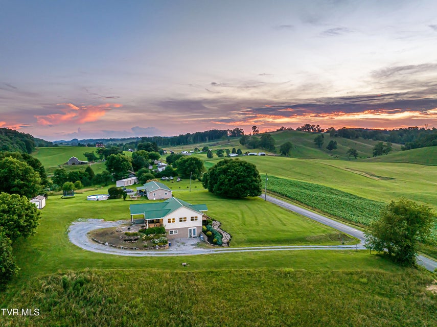 Photo #33: 28360 Rivermont Drive
