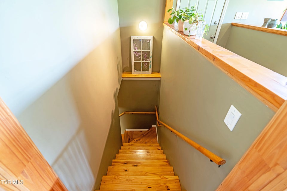 Photo #13: 28360 Rivermont Drive