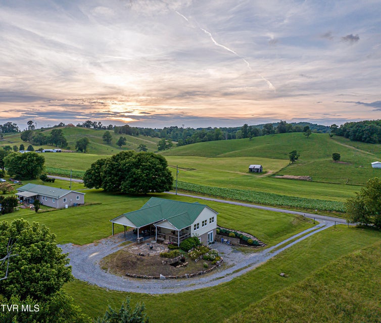 Photo #31: 28360 Rivermont Drive