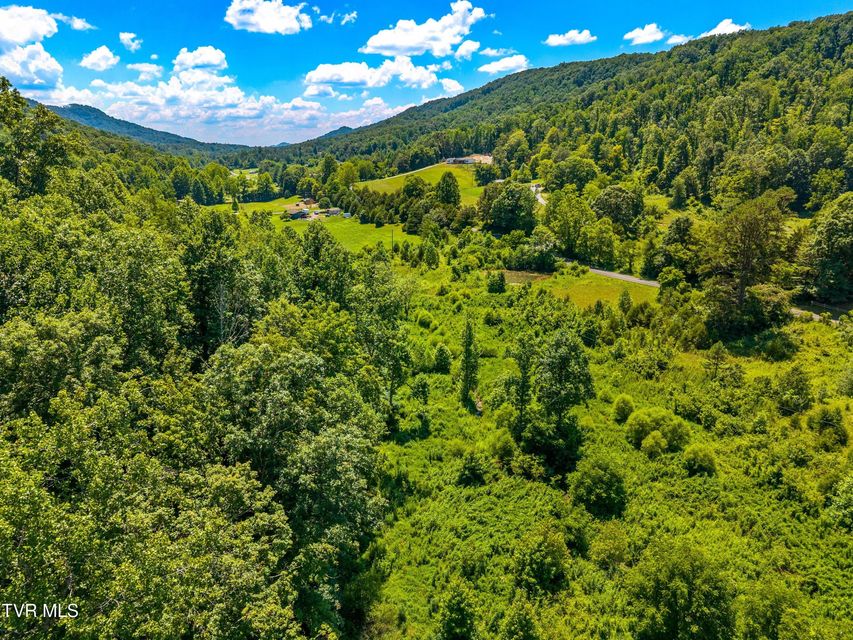 Photo #5: 443 Butcher Valley Road