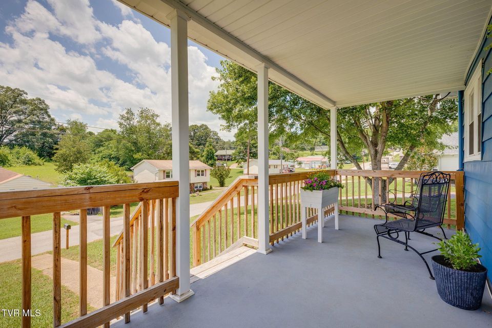 Photo #5: 222 Shelby Avenue Avenue