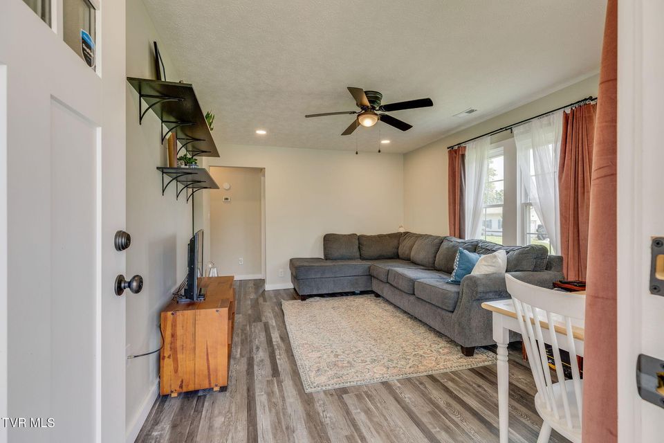 Photo #6: 222 Shelby Avenue Avenue
