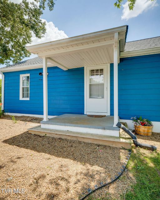 Photo #23: 222 Shelby Avenue Avenue