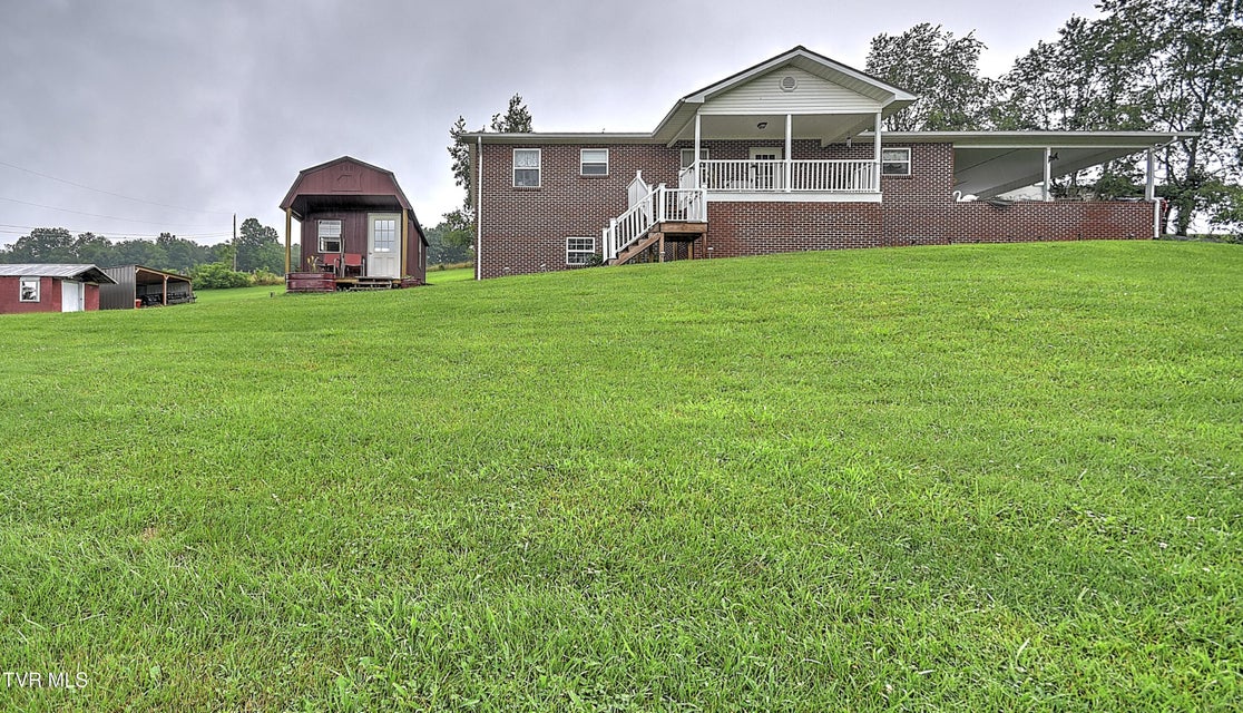 Photo #10: 15813 Black Hollow Road