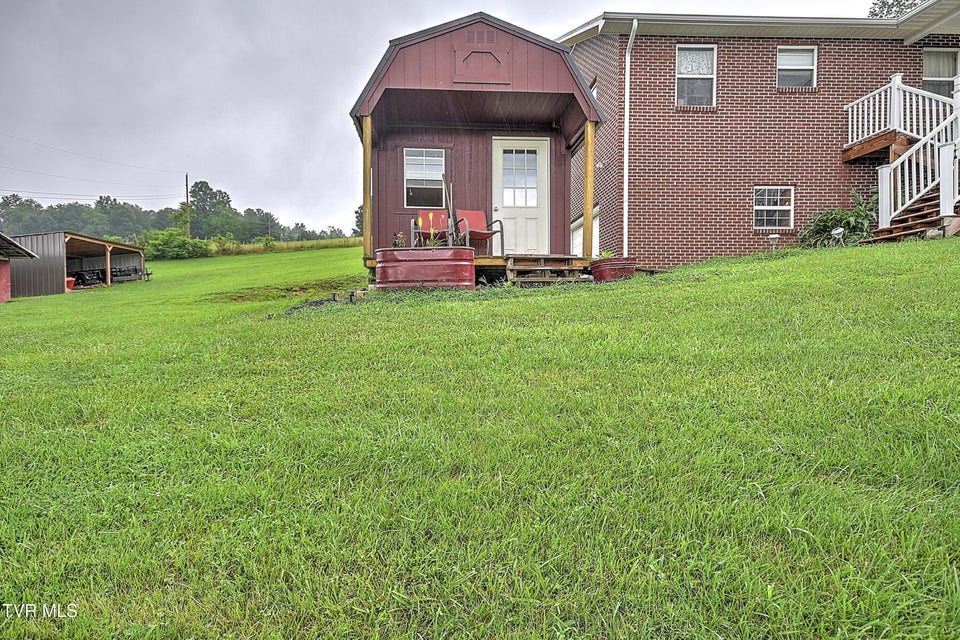 Photo #52: 15813 Black Hollow Road