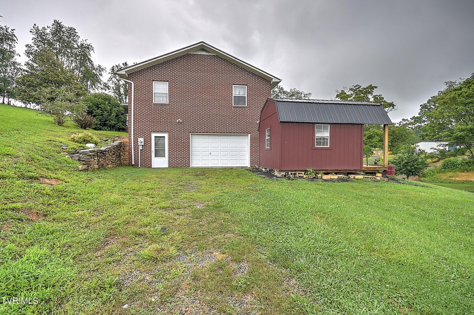 Photo #7: 15813 Black Hollow Road