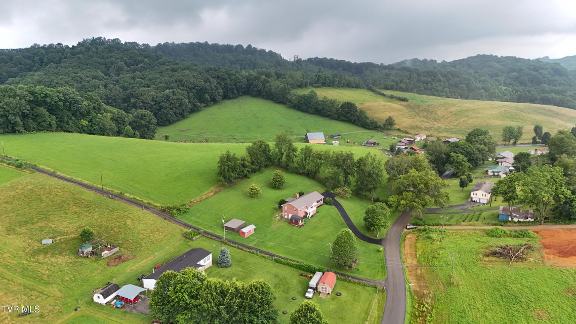 Photo #60: 15813 Black Hollow Road