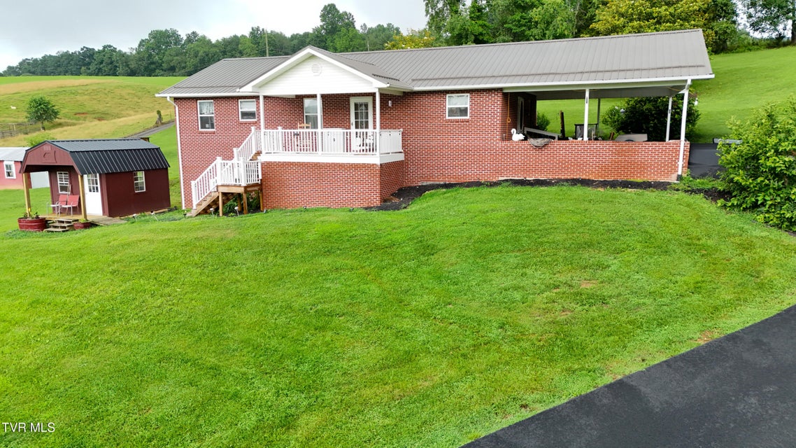 Photo #2: 15813 Black Hollow Road