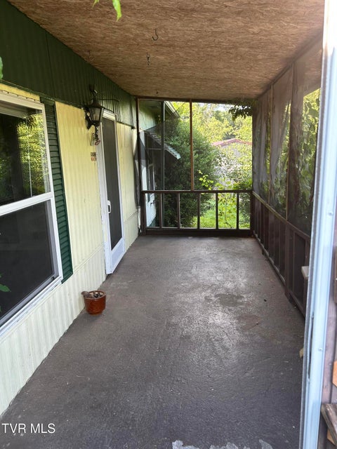 Photo #8: 2703 Orr Street