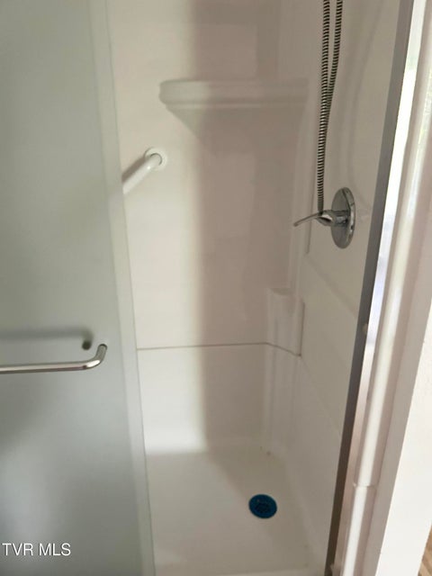 Photo #26: 2703 Orr Street