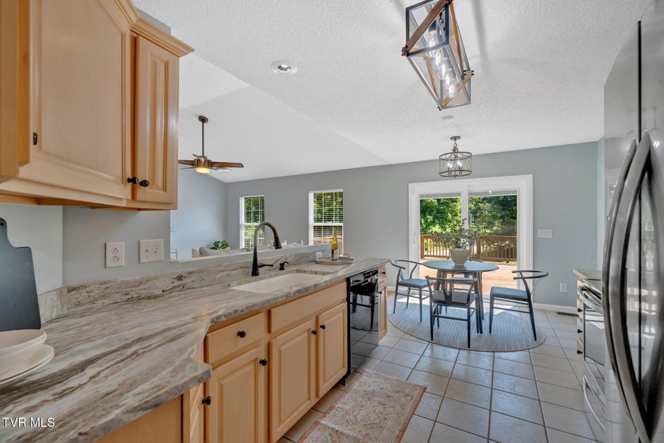 Photo #10: 1001 Kennesaw Drive