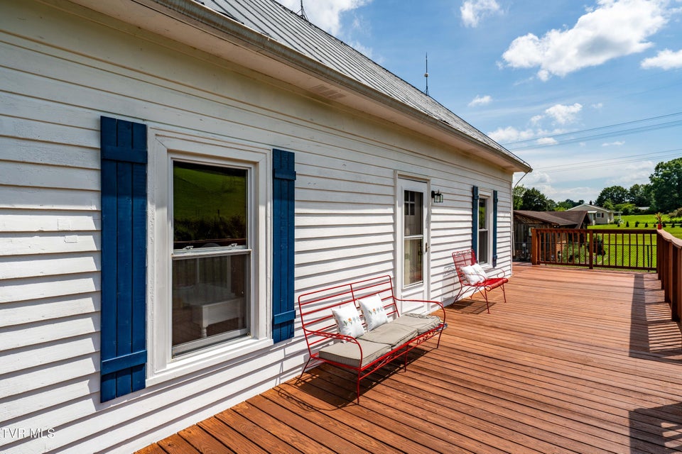 Photo #3: 654 Valley Drive
