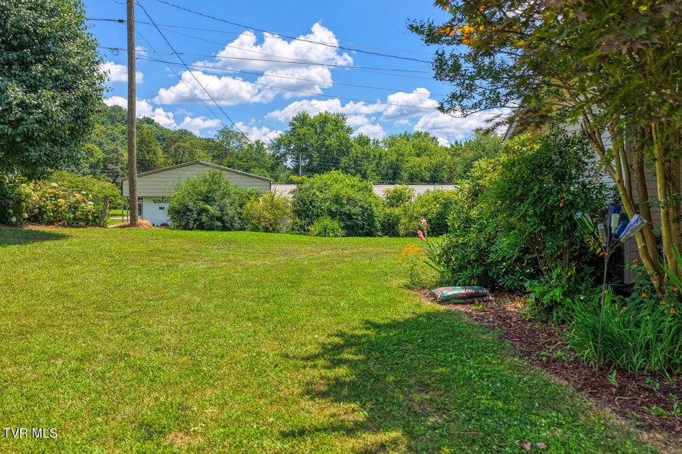 Photo #8: 129 Cardinal Drive