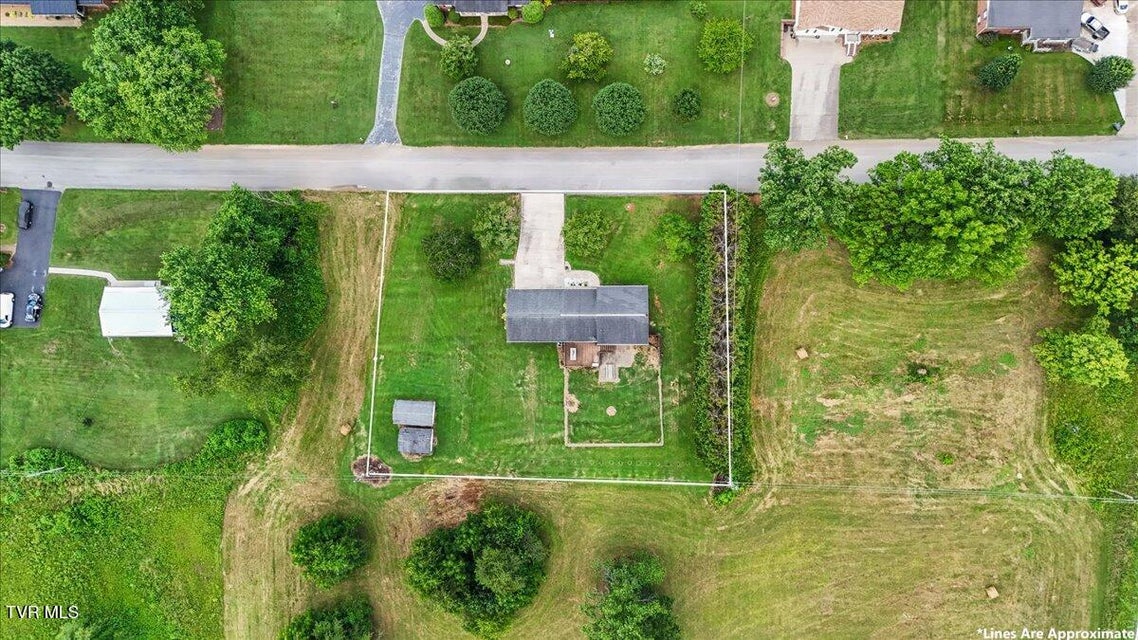 Photo #35: 1540 Maple Hill Dr Drive