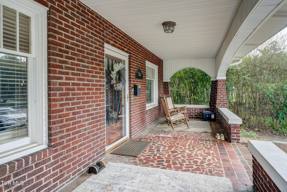 Photo #10: 704 Watauga Avenue