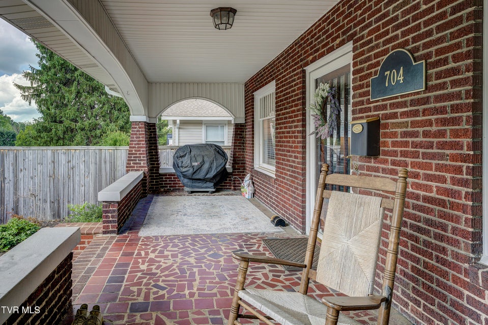 Photo #11: 704 Watauga Avenue