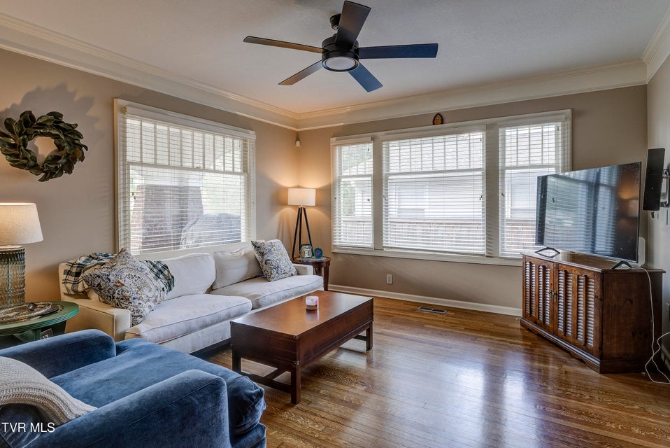 Photo #14: 704 Watauga Avenue