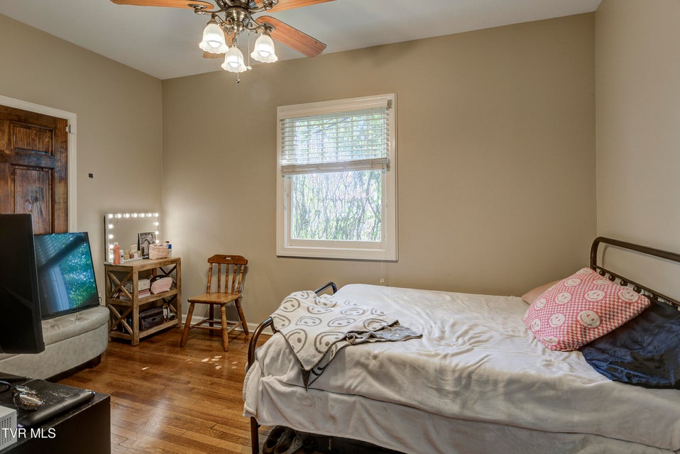 Photo #30: 704 Watauga Avenue