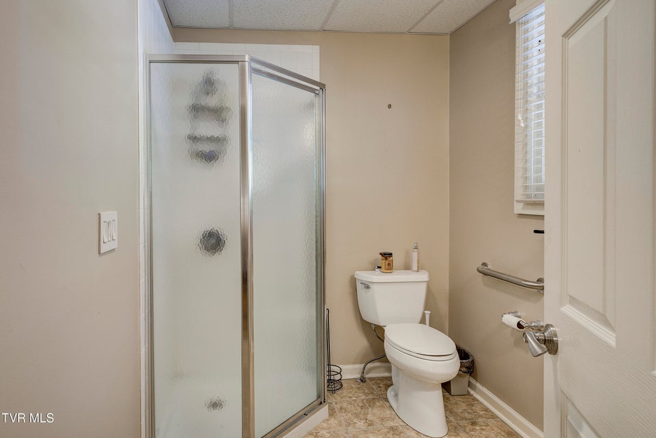 Photo #33: 704 Watauga Avenue