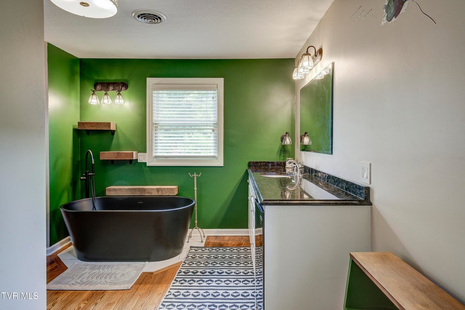 Photo #39: 704 Watauga Avenue