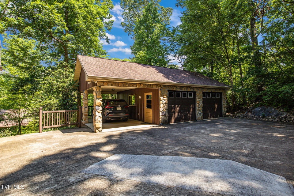 Photo #9: 218 Panoramic View Drive