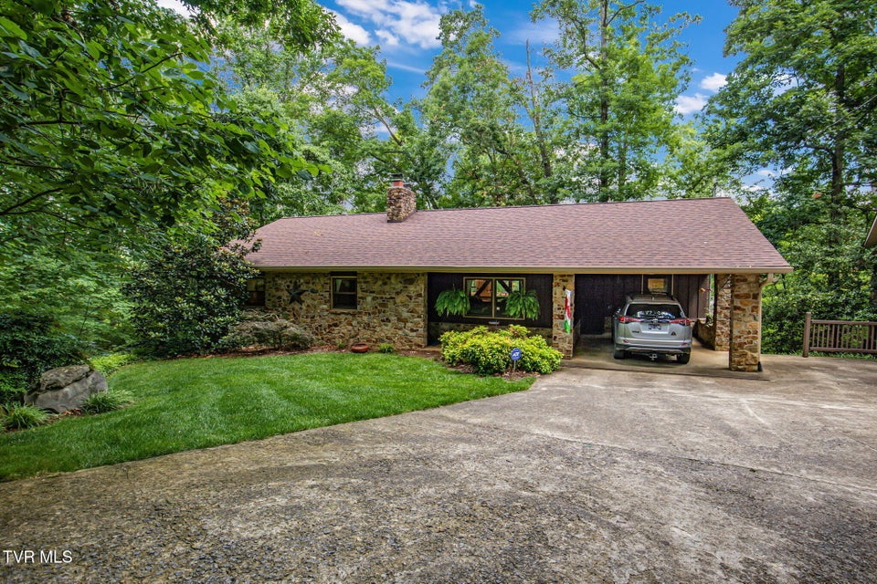 Photo #2: 218 Panoramic View Drive