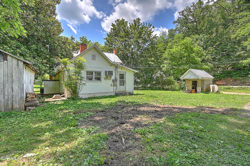 Photo #40: 301 Keenburg Road Road