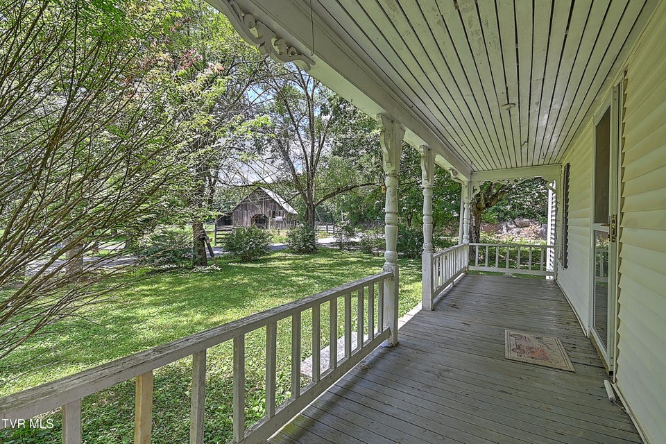 Photo #10: 301 Keenburg Road Road