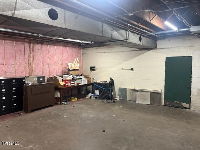 Photo #7: 422 Market Street