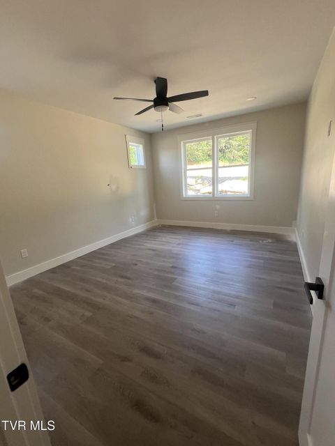 Photo #10: 1548 Prospects Way