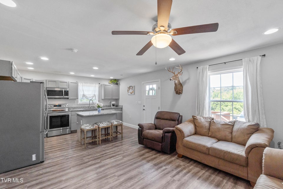 Photo #7: 730 Ottway Road