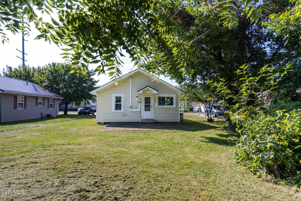 Photo #19: 1505 Fairview Avenue
