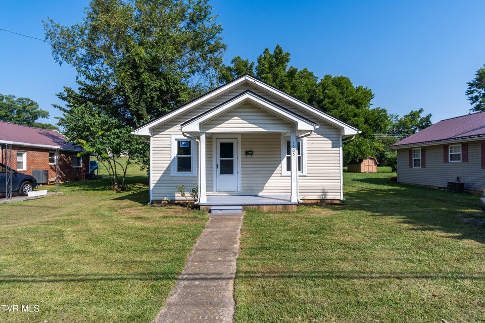 Photo #26: 1505 Fairview Avenue