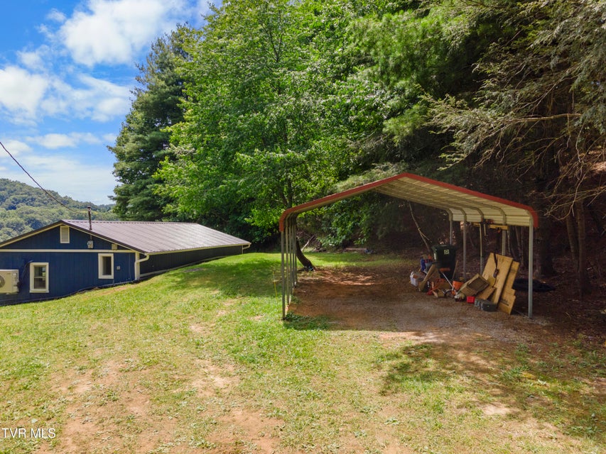 Photo #4: 21468 Mandalay Lane 