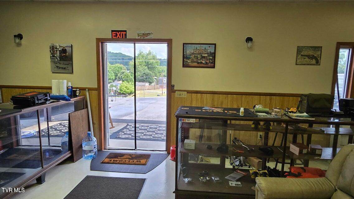 Photo #10: 4926 Bluff City Highway