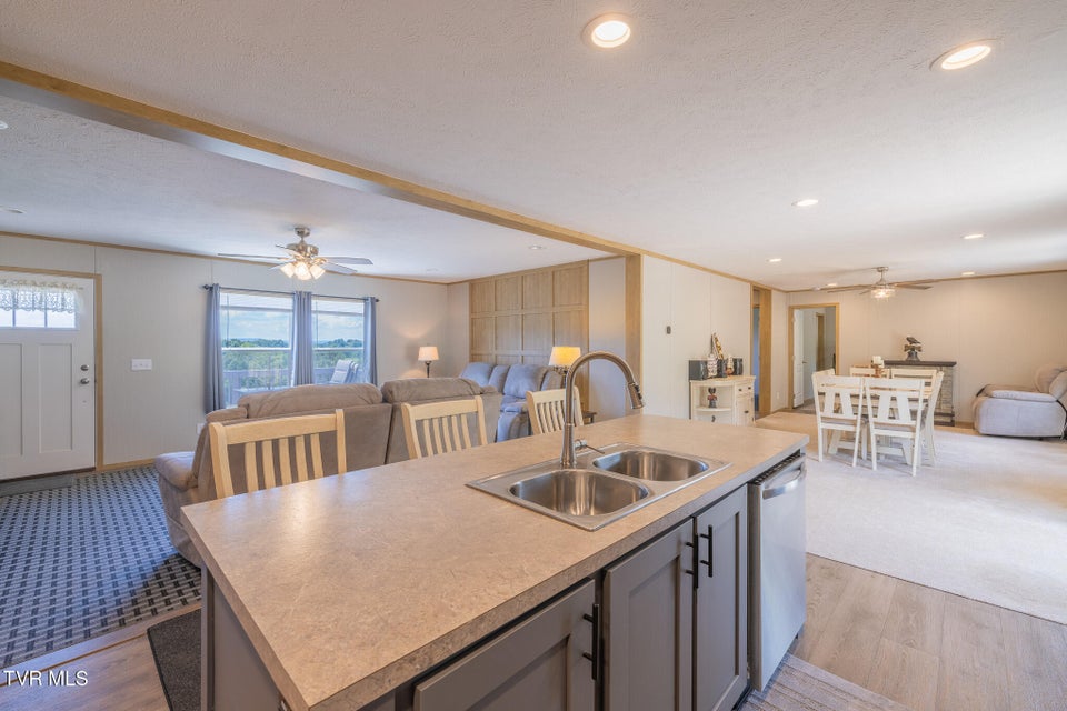 Photo #10: 120 Maple Crest Circle