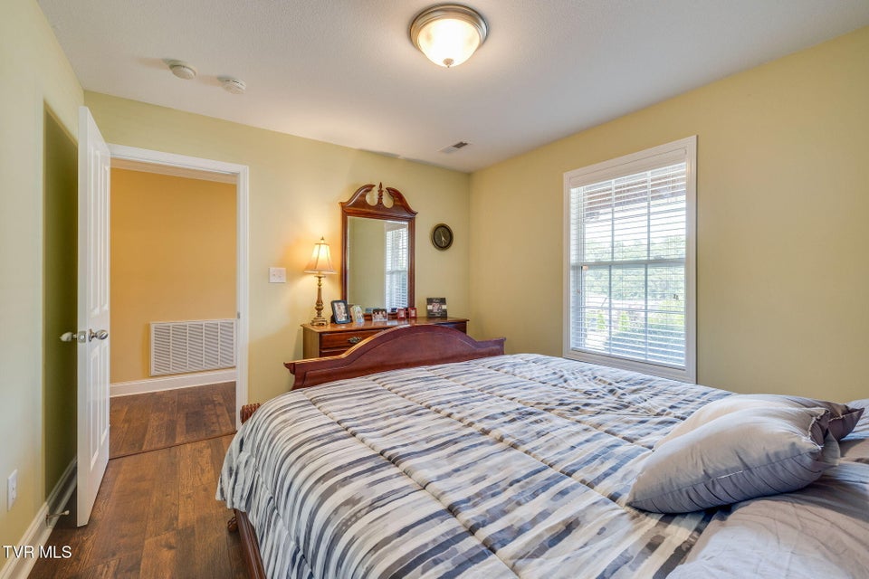 Photo #19: 207 Bridgewater Court
