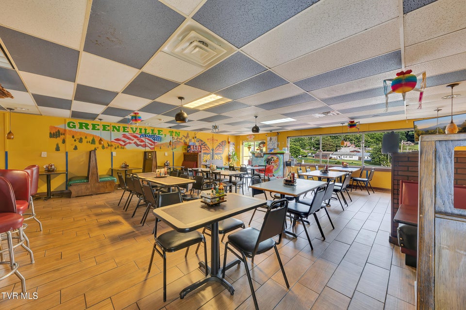 Photo #14: 200-206 Bohannon Avenue