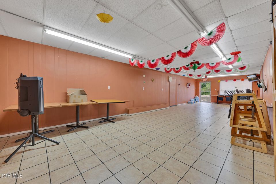 Photo #16: 200-206 Bohannon Avenue