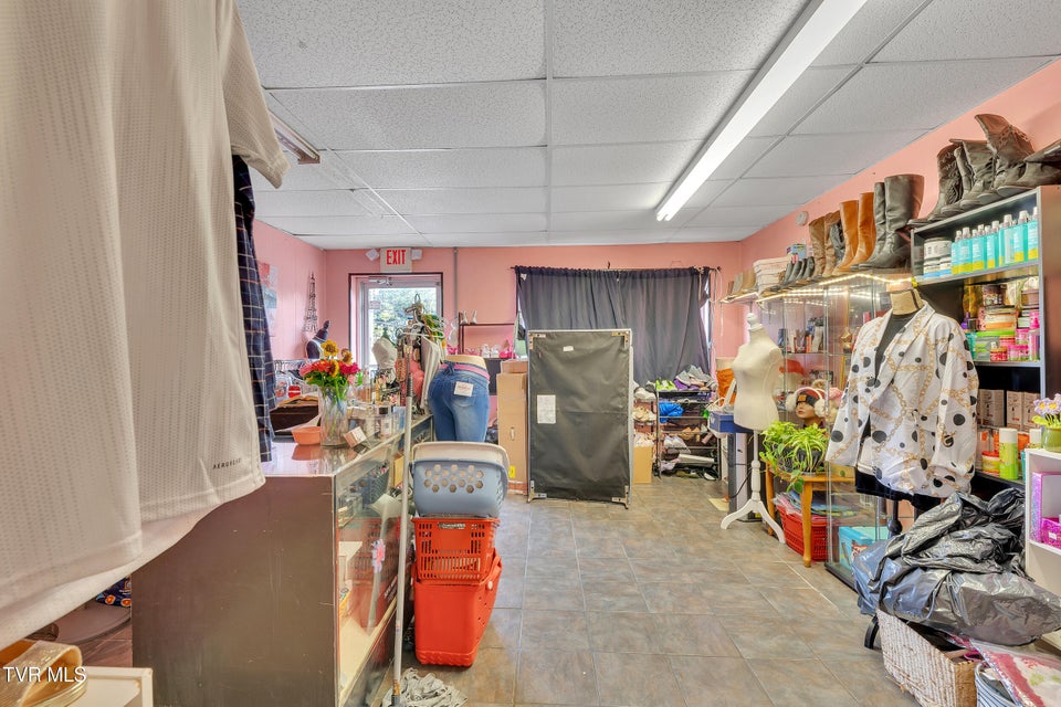 Photo #46: 200-206 Bohannon Avenue