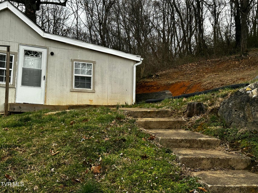Photo #3: 346 Locust Street