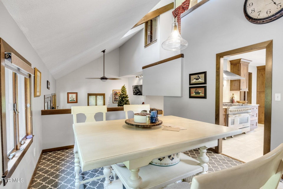 Photo #11: 214 Hampton Drive