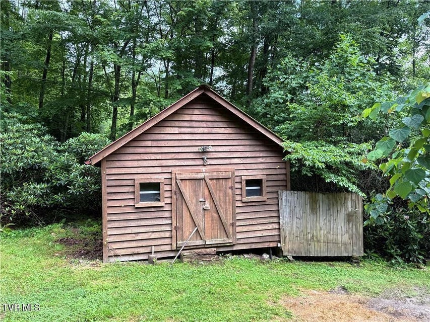 Photo #5: 912 Hawkins Road
