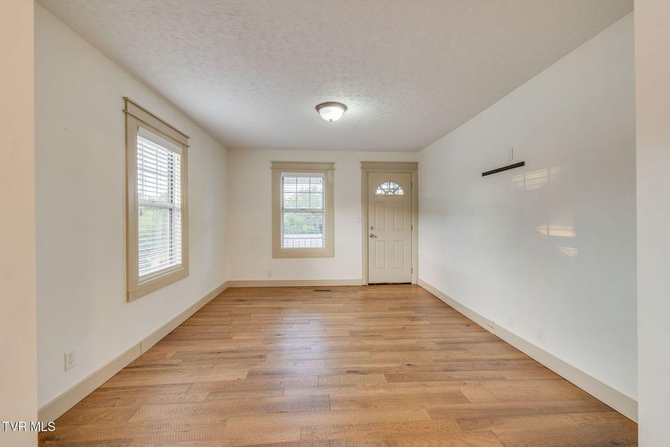 Photo #7: 1075 Oak Drive Circle