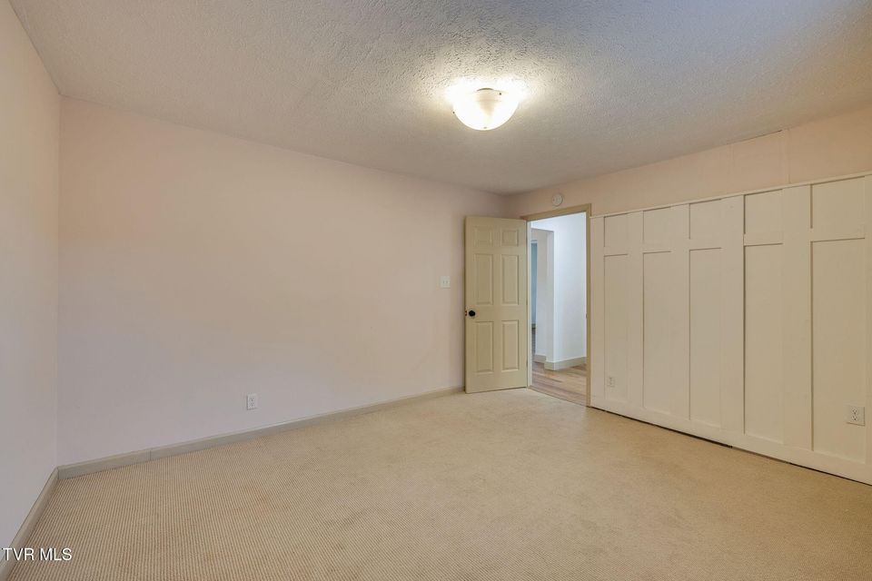 Photo #17: 1075 Oak Drive Circle