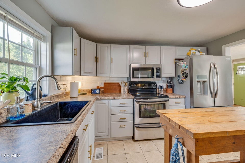 Photo #4: 2840 Carrollwood Hgts Road
